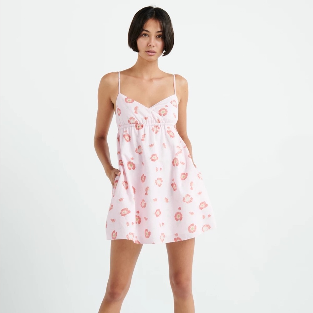 Aritzia Sunday Best Ramona Dress 🪷💕